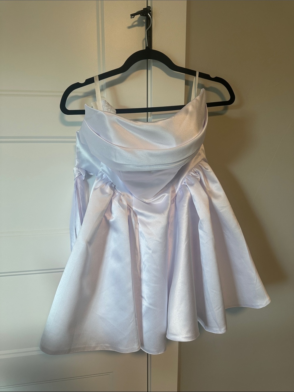 Wedding Party Dress in White - Elegant Off-Shoulder Style